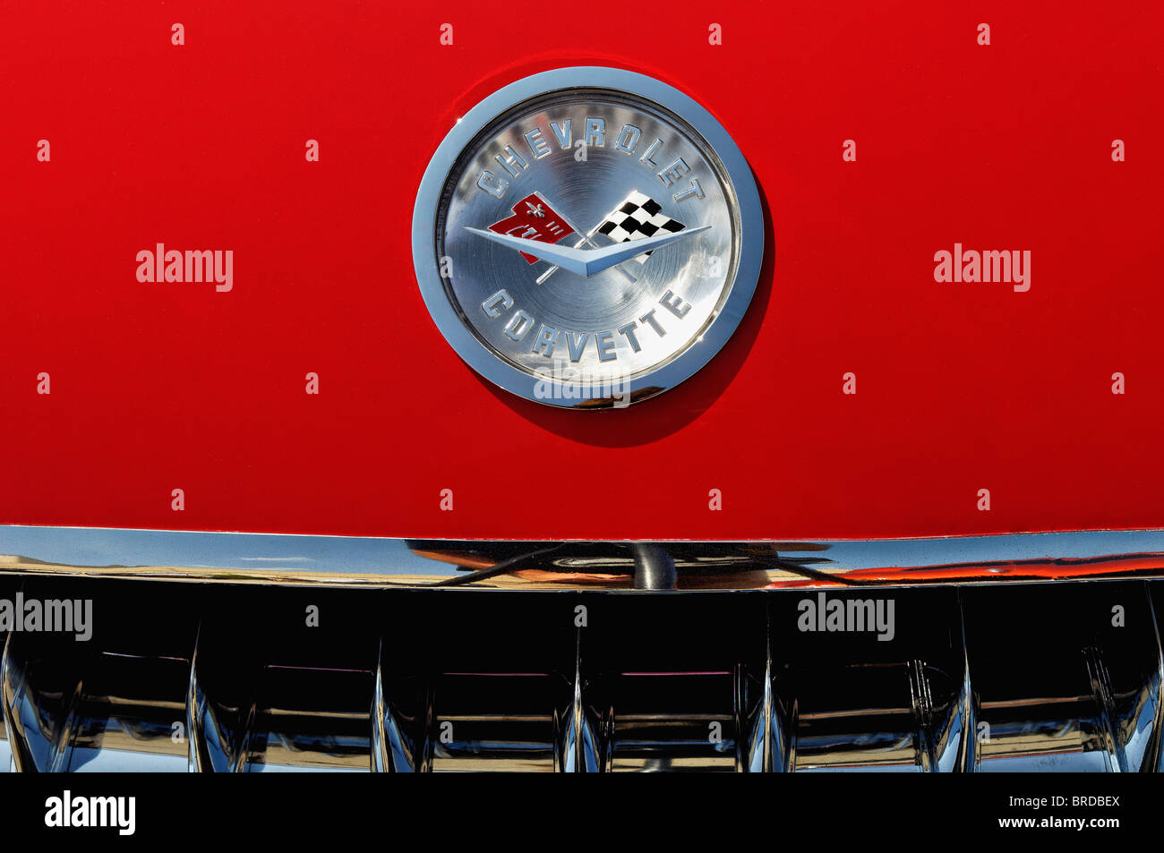Detail der Kühlerfigur und Grill auf einer 1958 Chevrolet Corvette bei den 2010 Street Rod Nationals in Louisville, Kentucky Stockfoto
