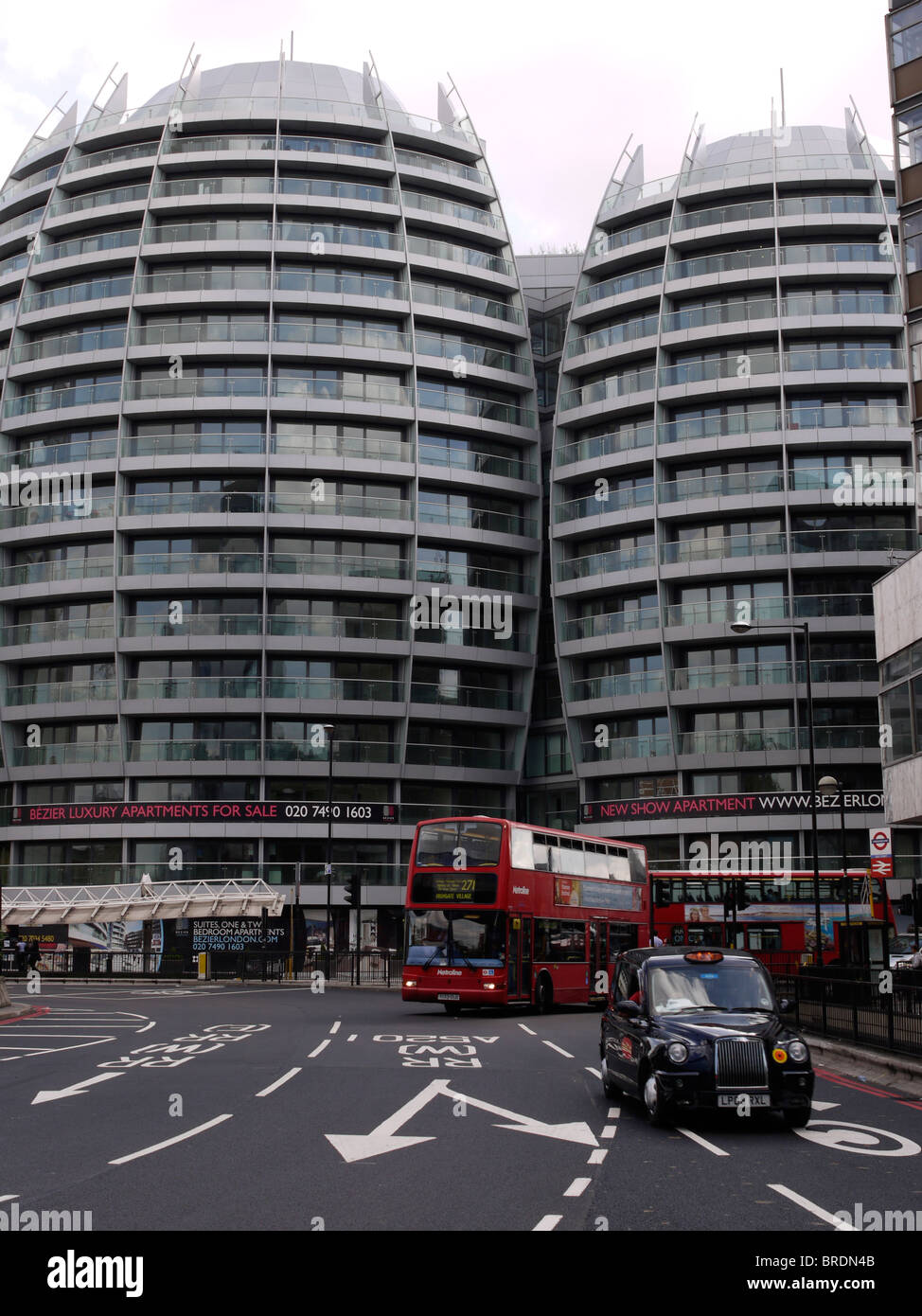 Bezier Apartments in der Old Street, London, Großbritannien – im Herzen des Silicon Roundabout, Londons blühendem Technologie- und Web-Business-Zentrum Stockfoto