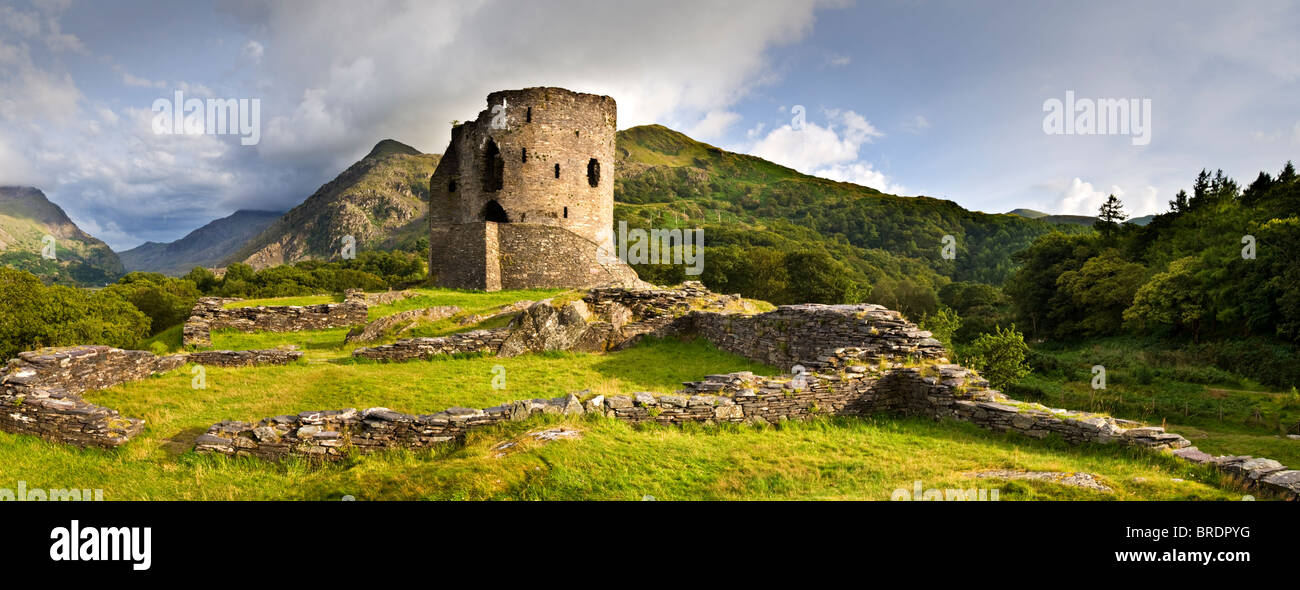 Dolbadarn Burg, Llanberis Pass, Gwynedd, Snowdonia National Park, North Wales, UK Stockfoto