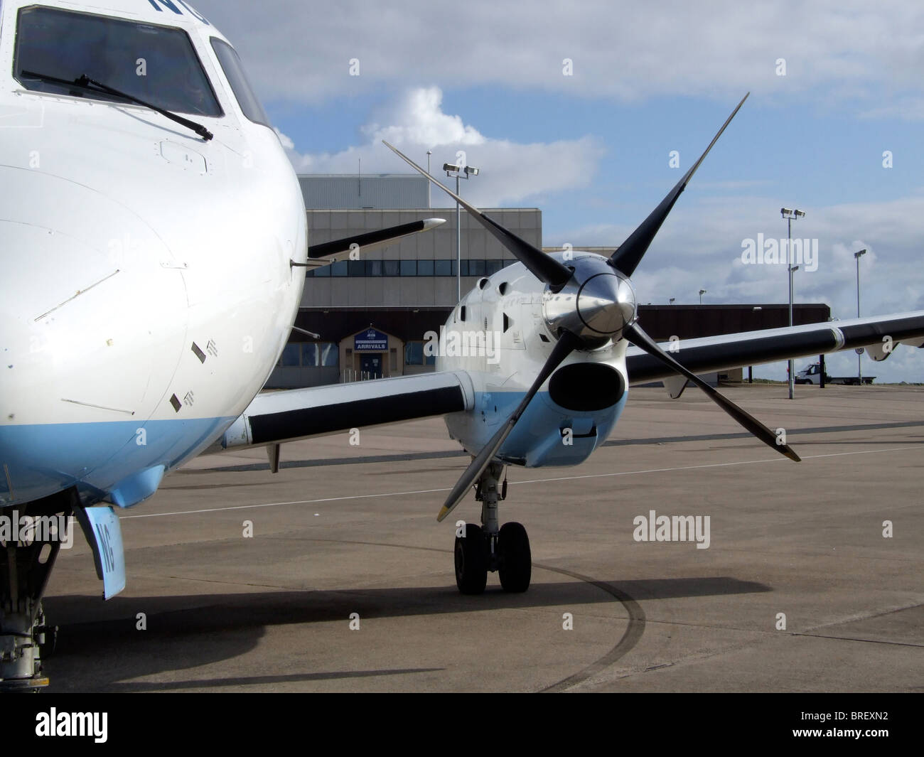 Saab 340 Flugzeug vom Flughafen mit ohne branding Stockfoto