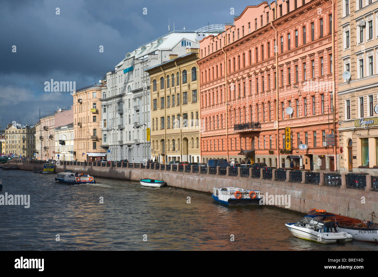 Moyka am Flussufer St Petersburg Russland Mitteleuropa Stockfoto