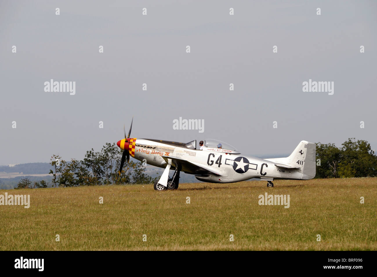 Nooky Booky IV, North American Aviation Mustang P - 51D, Flugplatz de Cerny - La Ferte-Alais, Amicale Jean-Baptiste Salis in der Nähe von Paris Stockfoto