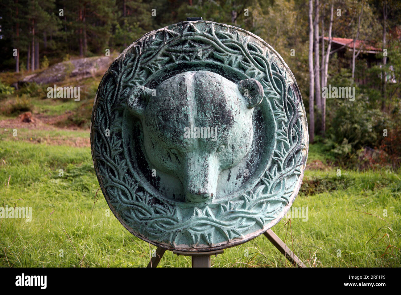 Bärenstatue in Hvitsten Akershus Grafschaft Stockfoto