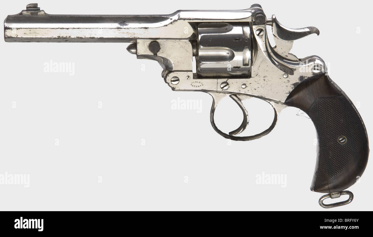 Ein Webley-Kaufmann 2. Muster, vernickelt, Kaliber .476, Nr. 302/541. Passende Nummern (MK-Nr. 302, Webley-Nr.541).achteckiger Lauf mit heller Bohrung, Länge 5.75'.6-Schuss.auf der Laufrippe Händleradresse 'ARMY & NAVY C. blaut', unten links auf Rahmen 'Webley Patente', unten rechts innen Dreieck 'MK 302' (Michael Kaufmann komplett).Locking' mit Hand eingraviert Mit zweiteiligen Griffplatten aus Walnussholz und einer Schlaufe. Selten im Kaliber .476 Government, zusätzliche-Rights-Clearences-nicht verfügbar Stockfoto