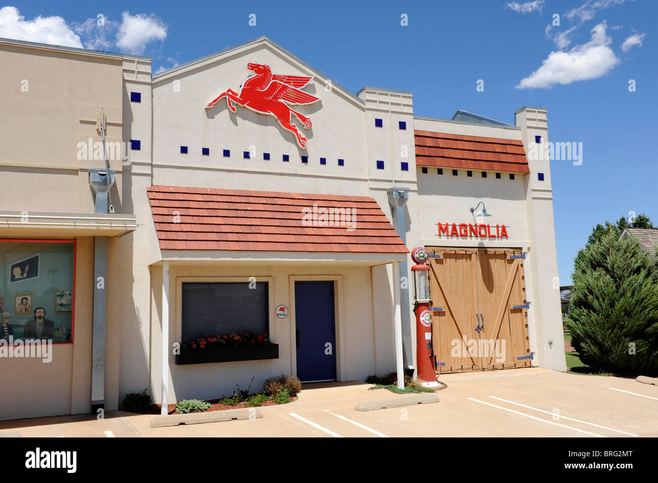 Mobil-Gas Station National Route 66 Museum Elk City Oklahoma wiederhergestellt Stockfoto