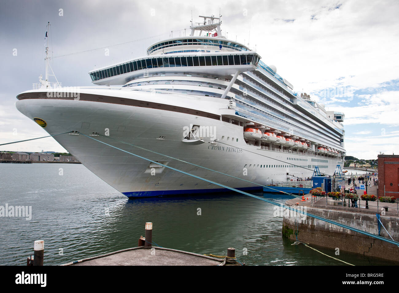 Crown Princess Kreuzfahrtschiff Cobh Hafen, County Cork, Irland Stockfoto