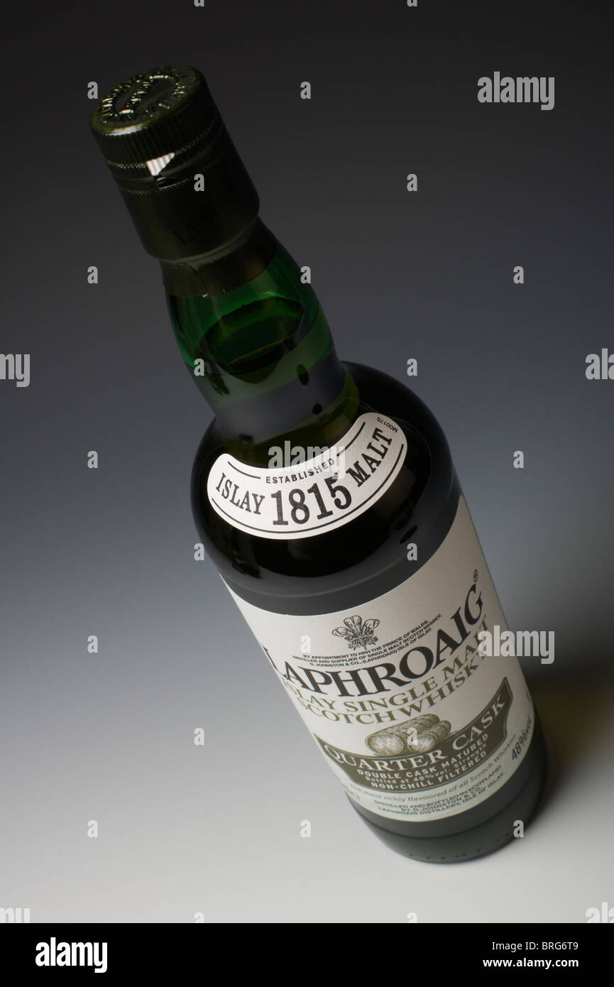Laphroaig Quarter Cask single-Malt-Doppel-Fass gereift Islay Scotch Whisky 48 % Alkoholgehalt - Kenner Insel Malz Stockfoto