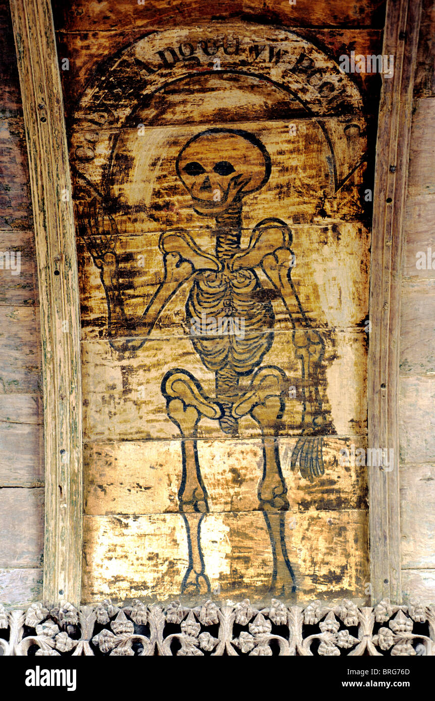 Llaneilian, Wales, Detail der Lettner Malerei, der Stachel des Todes ist die Sünde, Kadaver mittelalterlicher Holz Malerei UK Gemälde Stockfoto
