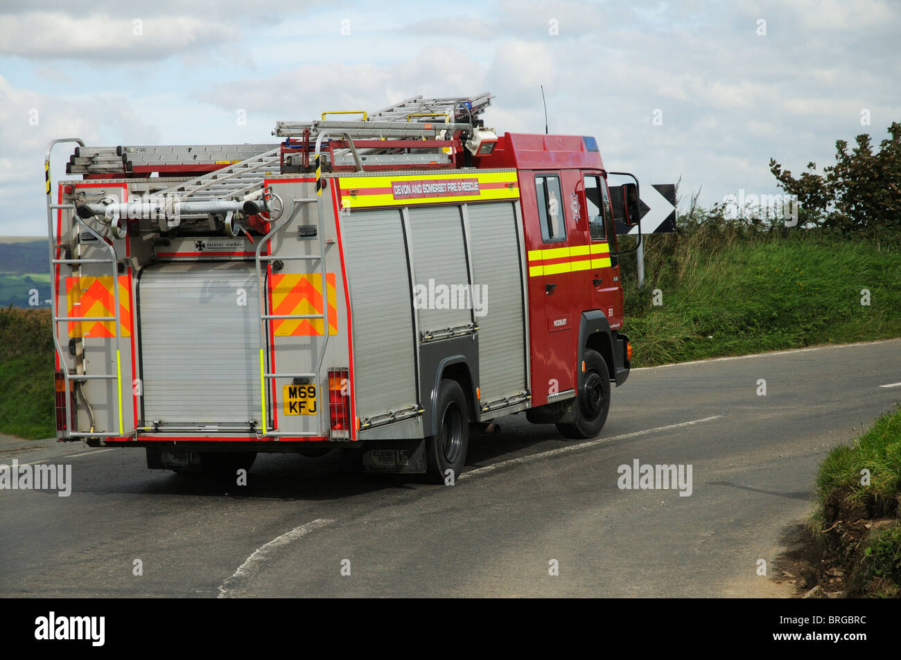 Feuerwehrauto auf einen Feldweg in der Nähe von Modbury Devon Südengland Stockfoto