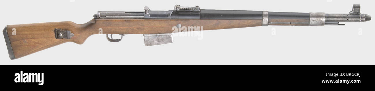 Selbstladegewehr G 41(W), Code 'ac 43', Gasdüsenlader, Kaliber 8 x 57, Nr. 1207. Vollständig übereinstimmende Zahlen. Noch gute Bohrung. Produziert von Walther,Zella-Mehlis. 10-Schuss. Gleitende Rückwand mit Skala 1 - 12. Zielfernrohr für Zielfernrohr 40 mit 1.5 Vergrößerung. Alle Teile tragen Akzeptanz Adler/'359'. Original Blutung, tiefere Flecken auf Schraubengehäuse, vorausschauende Halter, Armaturen und Magazin-Slot mit Magazin, teilweise schwache Lochfraß. Fast makelloser laminierter Schaftbestand mit schwarzem Bakelit Handschutz. Komplett mit Gurt, Reinigungsstange und vorderem Schauschutz. Good ov,Additional-Rights-Clearences-not available Stockfoto