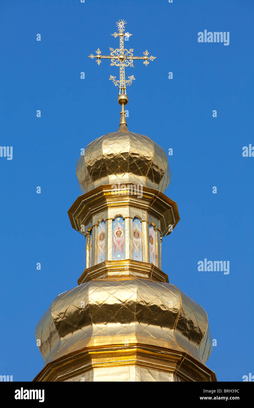 Glockenturm der Geburtskirche der Jungfrau (1696) im Kiew Pechersk Lavra - Kiew Kloster der Höhlen in Kiew, Ukraine Stockfoto