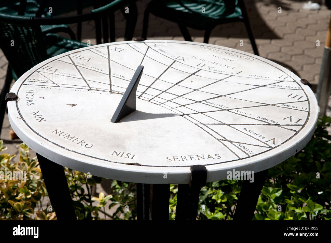 Wählen Sie Sonnenuhr Sonne Maßnahme lateinischen Rom Italien alte Zeit Stockfoto