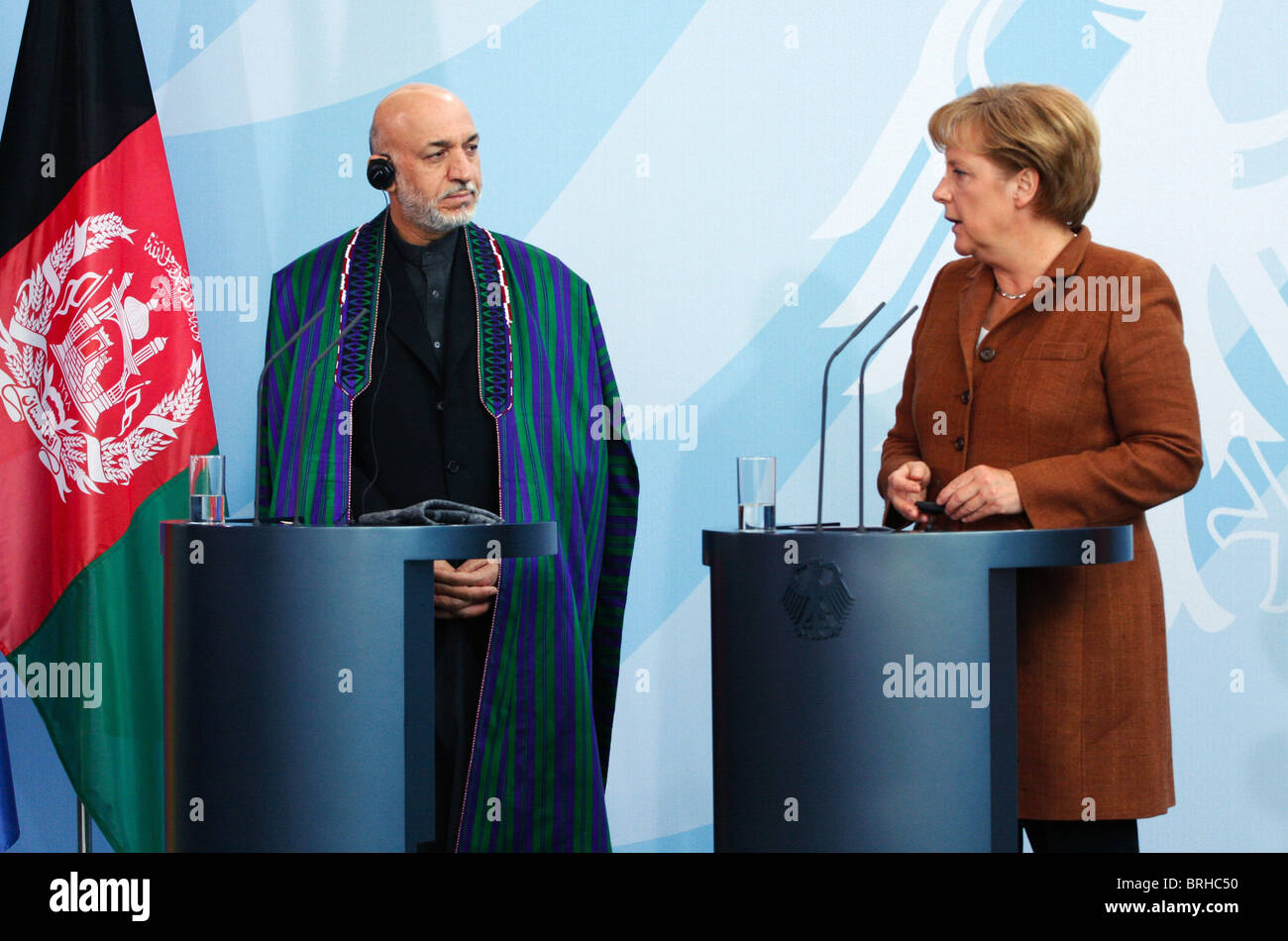 HAMID KARZAI & ANGELA MERKEL Präsident von AFGHANISTAN CHAN 10. Mai 2009 BERLIN Deutschland Stockfoto