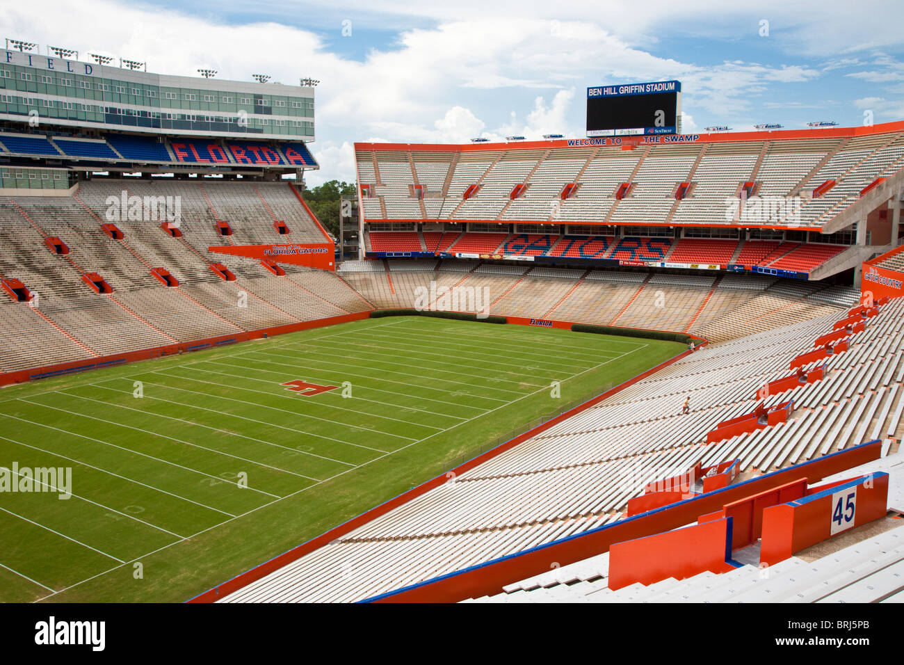 Das Innere des Ben Hill Griffin Stadions, allgemein bekannt als Swamp Home der University of Florida Gators Stockfoto