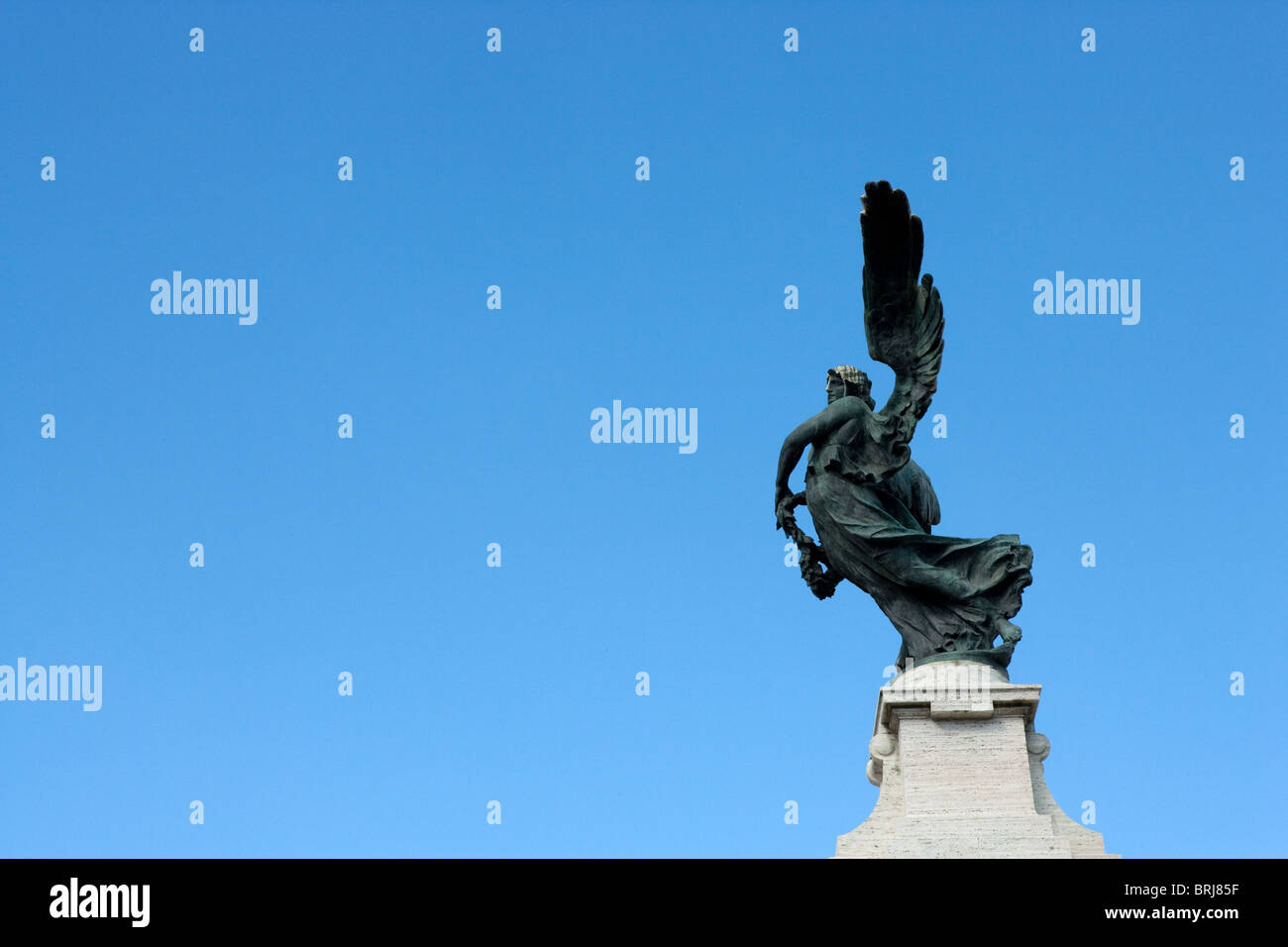 Engel Bronze Statue Himmel Arbeit Kunstskulptur Rom es Stockfoto