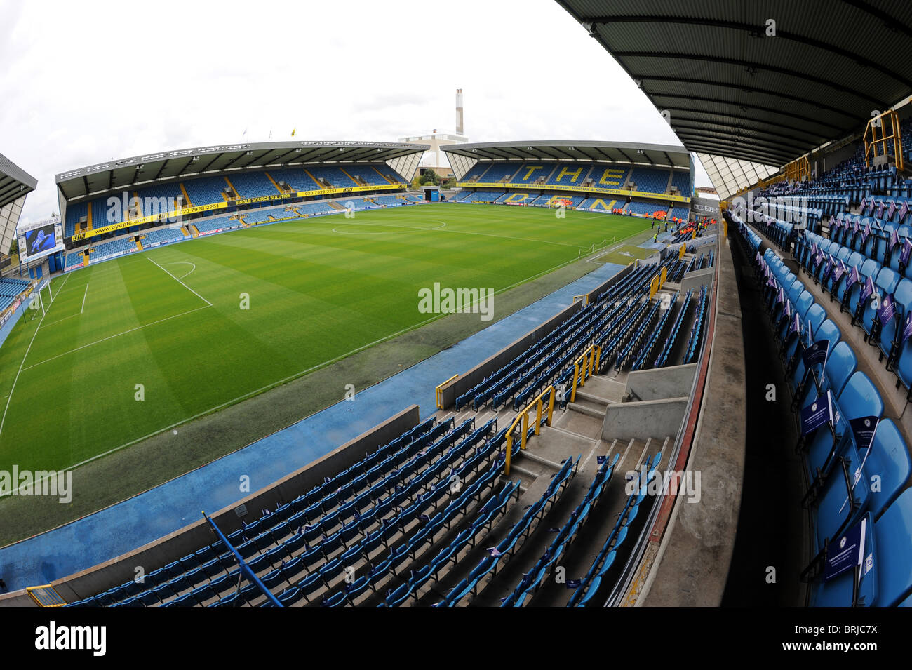 Innenansicht der Höhle-Stadion (früher bekannt als die neue Höhle), London. Haus von Millwall Football Club Stockfoto