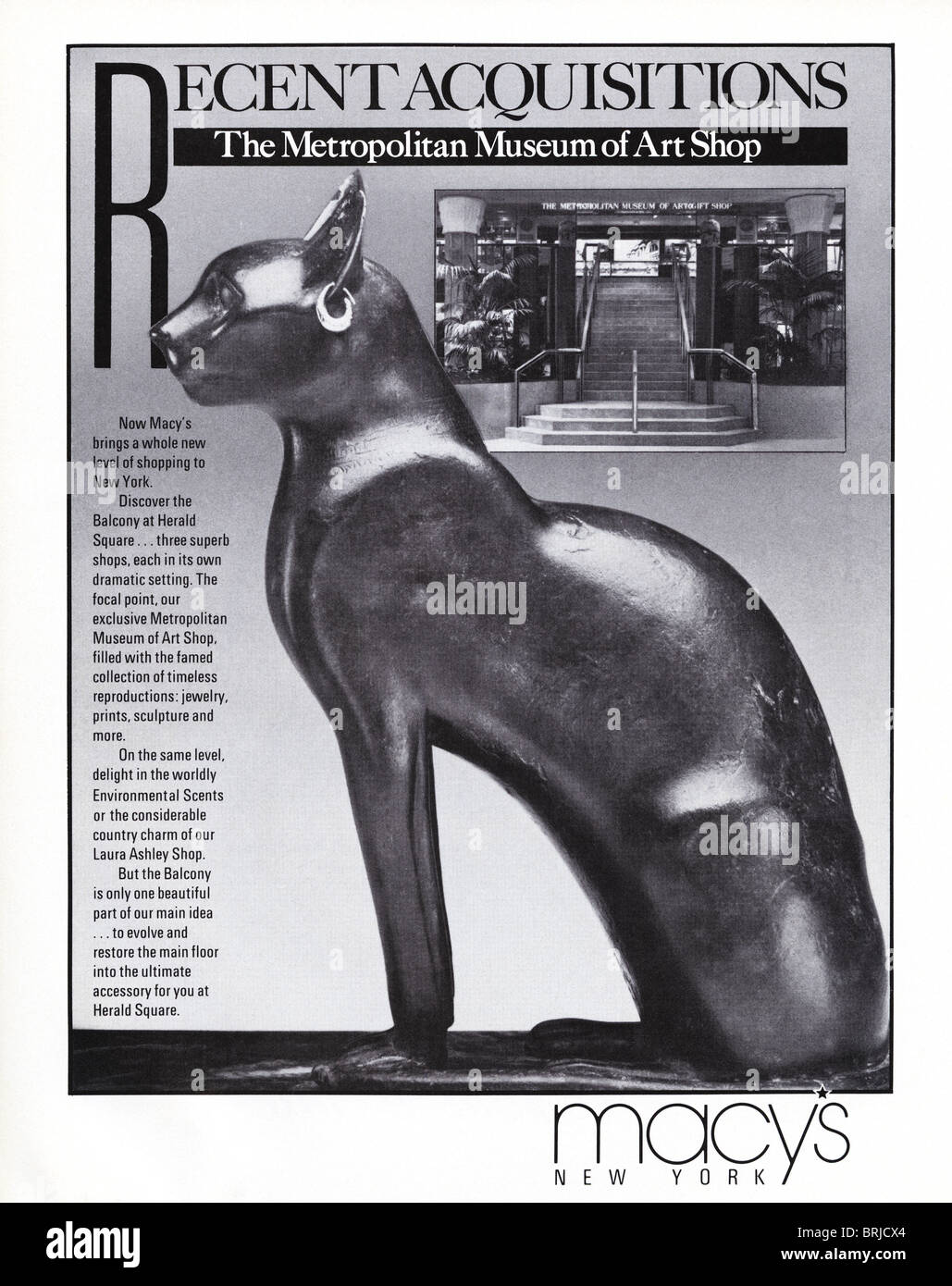 Werbung für Macy's New York im amerikanischen Modezeitschrift ca. 1983 Stockfoto