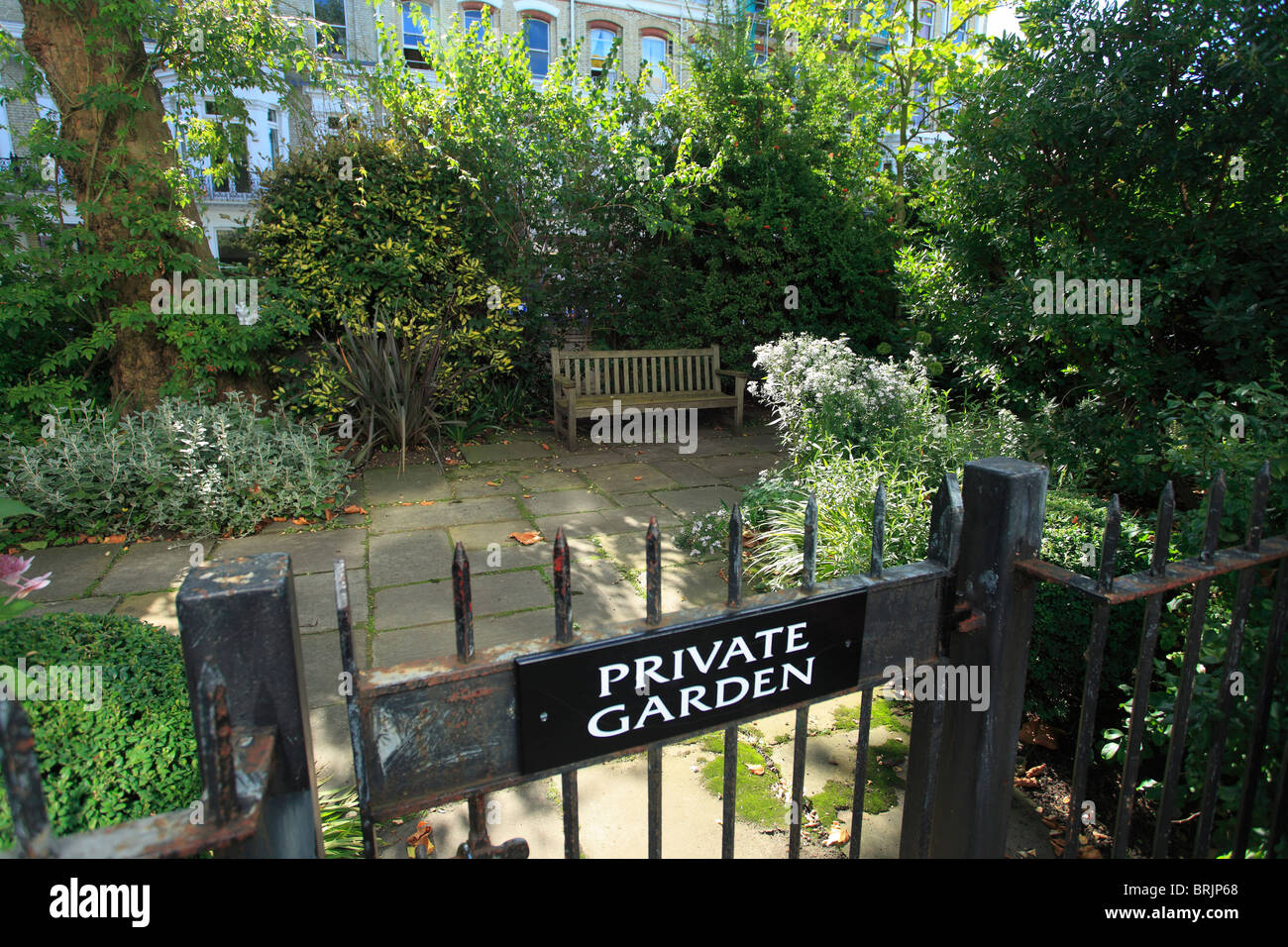 Private Gemeinschaftsgarten in Kensington in London Stockfoto