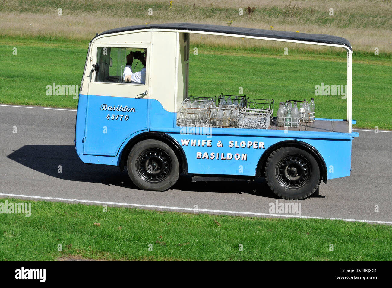 1961 Morrison D4 Milchwagen Stockfoto