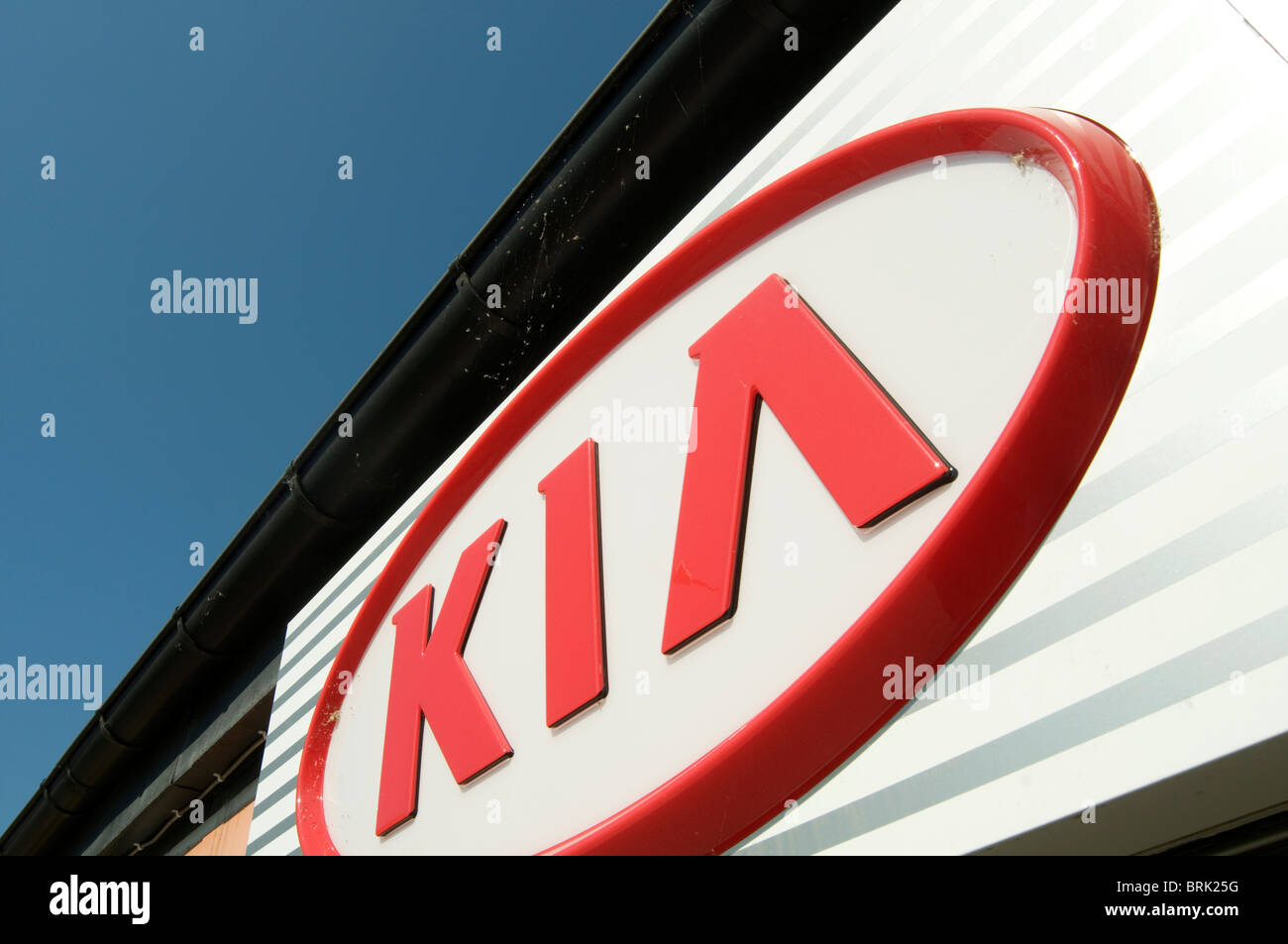Kia Süd Korea Korea Auto Hersteller Hersteller Markenlogo branding Abzeichen Logos billige Autos Händler Autohaus Autohäuser Stockfoto