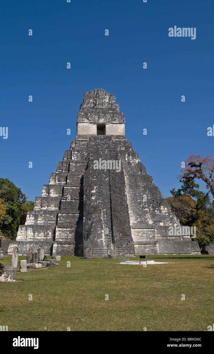 Große Jaguar-Tempel (Tempel ich) präkolumbische Maya Site in Tikal, El Petén Nationalpark, Guatemala, ein UNESCO-Weltkulturerbe Stockfoto