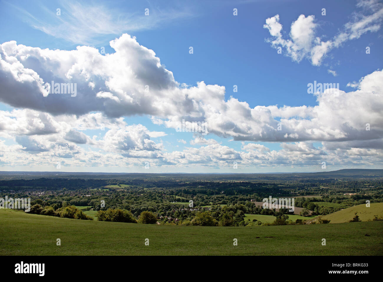 Blick auf die Landschaft aus Reigate HIll Surrey England Stockfoto