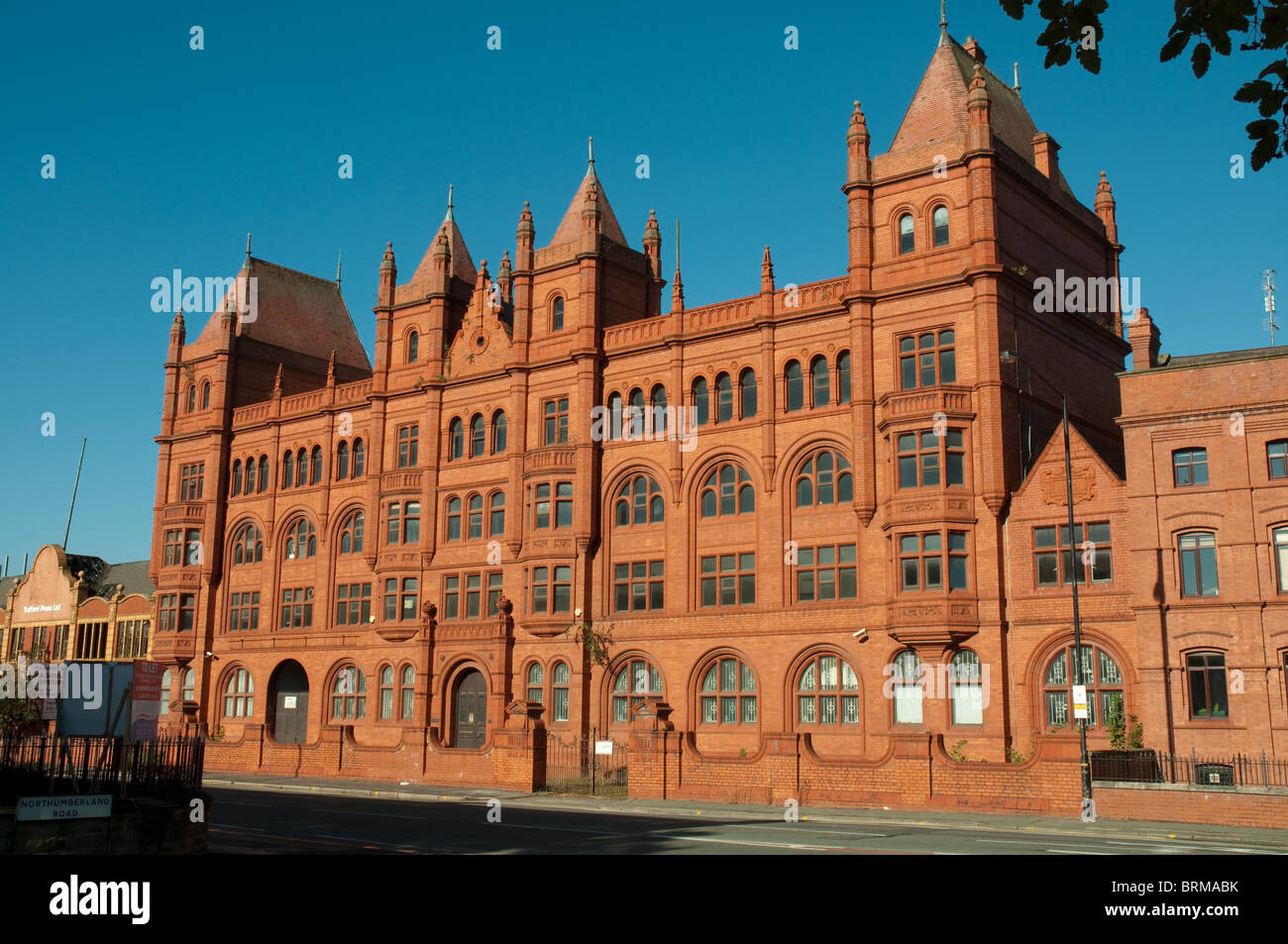 416 Chester Road,Manchester.The Grad II aufgeführten aus rote Backstein und Terrakotta Gebäude entstand im Jahre 1896 für Duckworth &amp; Co. Stockfoto