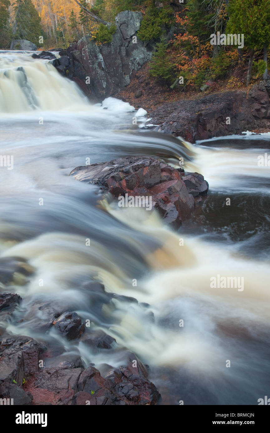 Zwei Schritt fällt, Taufe River, Tettegouche State Park, Minnesota Stockfoto