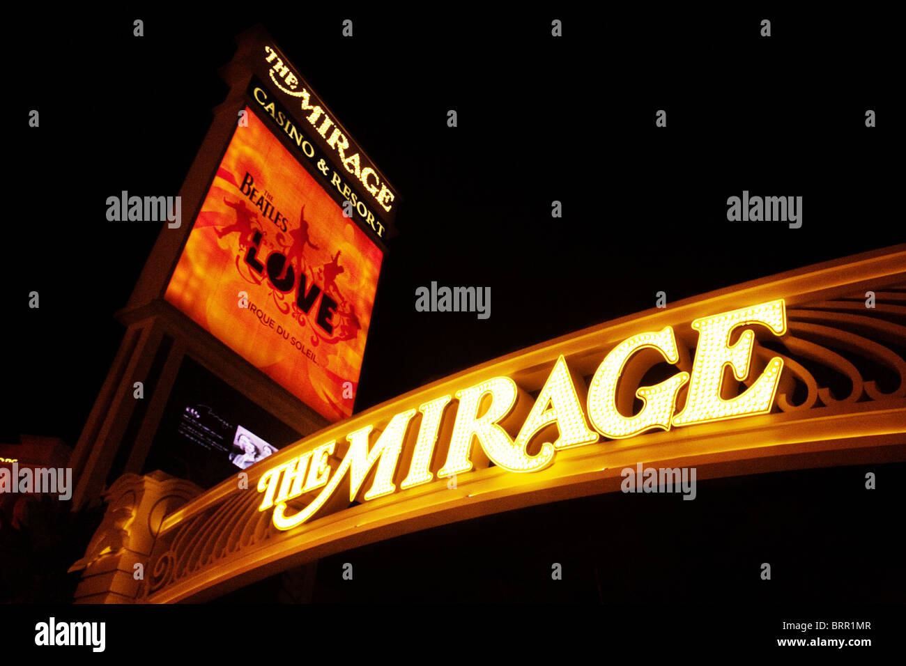 Leuchtreklamen an das Hotel Mirage, Strip, Las Vegas USA Stockfoto