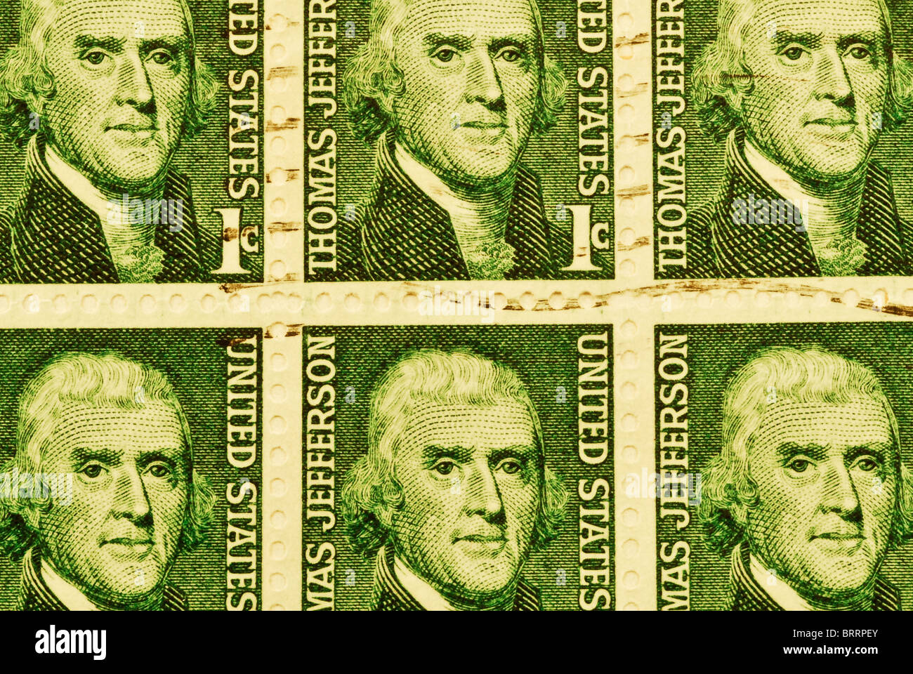 Sechs grüne 1cent Thomas Jefferson-Briefmarken. Stockfoto