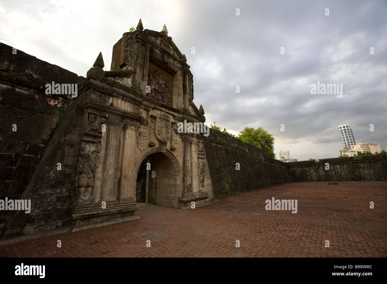 Das Haupttor des Fort Santiago im Abschnitt historischen Intramuros Manila auf den Philippinen. Stockfoto