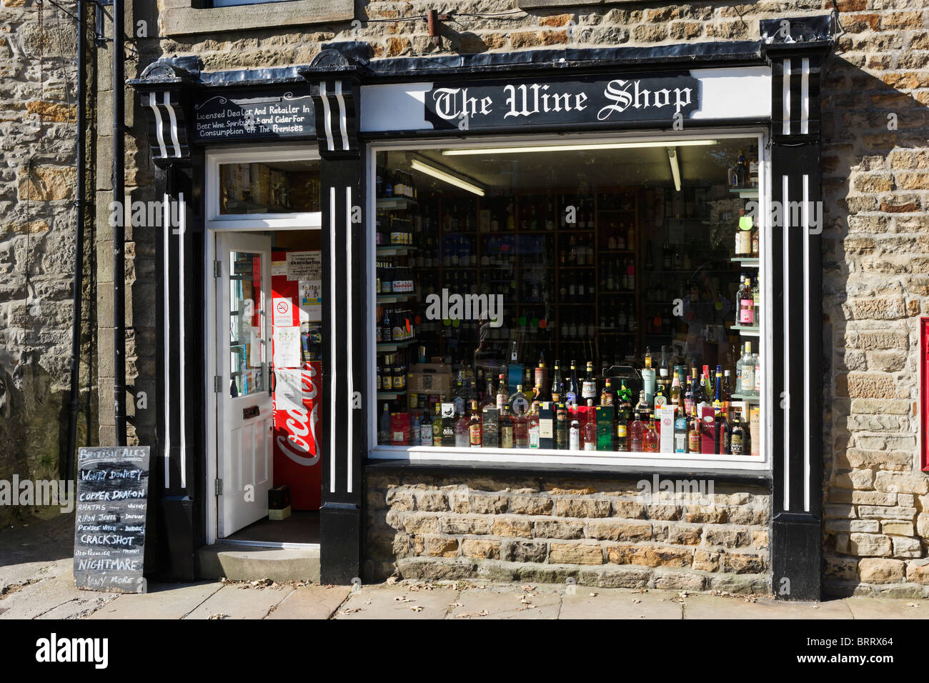 Unabhängig von Lizenz-Shop, Grassington, North Yorkshire, England, UK Stockfoto