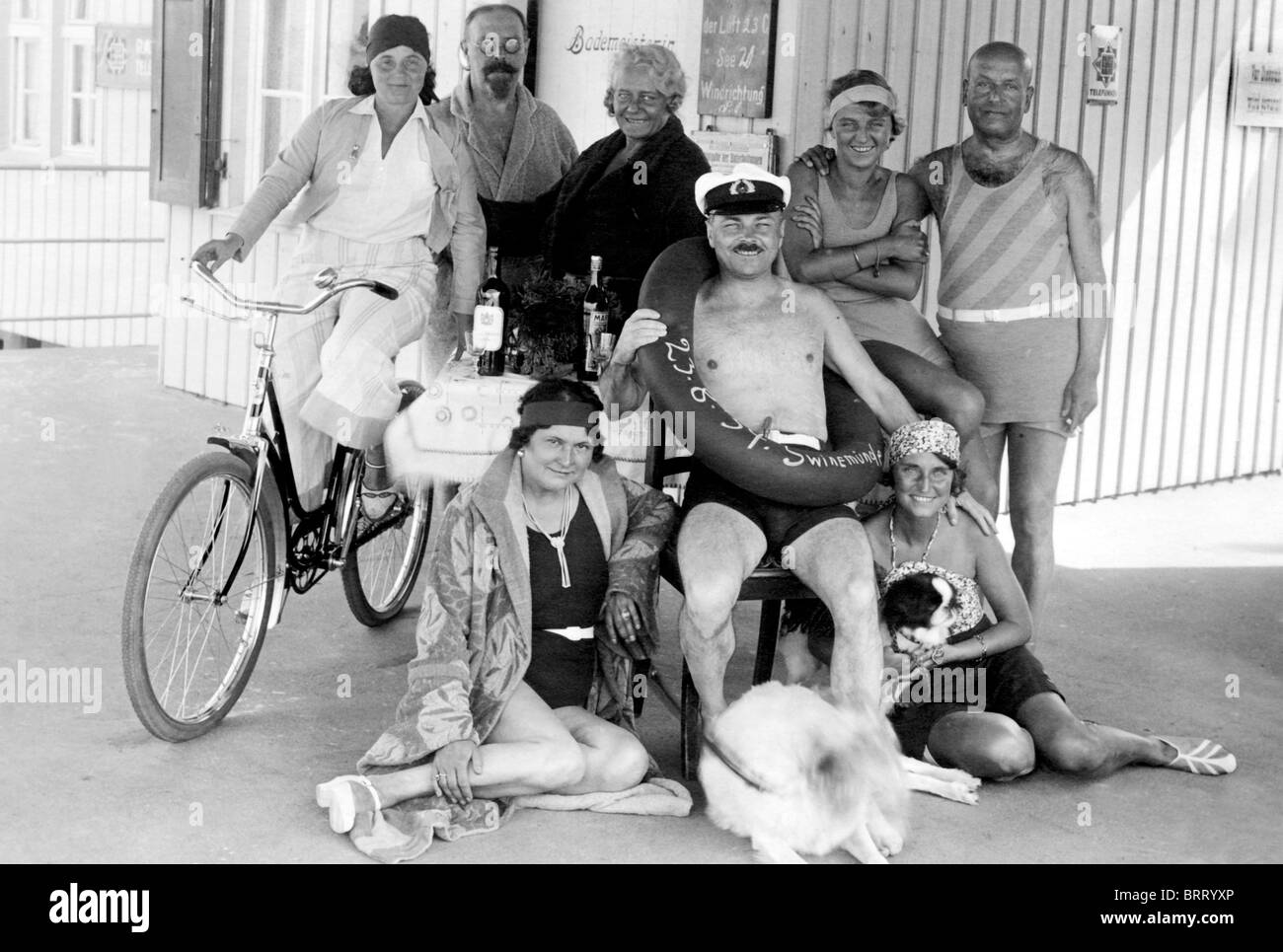 Gruppenbild, Ostsee, Swinemuende, historisches Foto, um 1929 Stockfoto