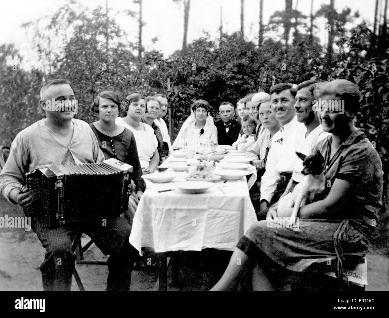 Hochzeitsfeier, historisches Foto, um 1922 Stockfoto
