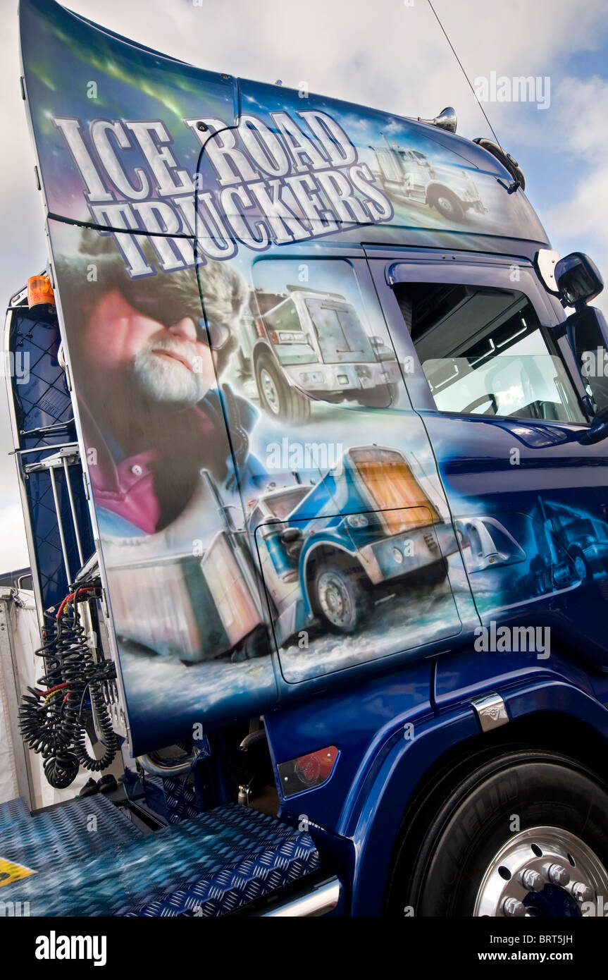 Ein Werbe Ice Road Truckers-Fahrzeug auf dem Display an Truckfest im freien LKW-Event 2010 im Vereinigten Königreich Stockfoto