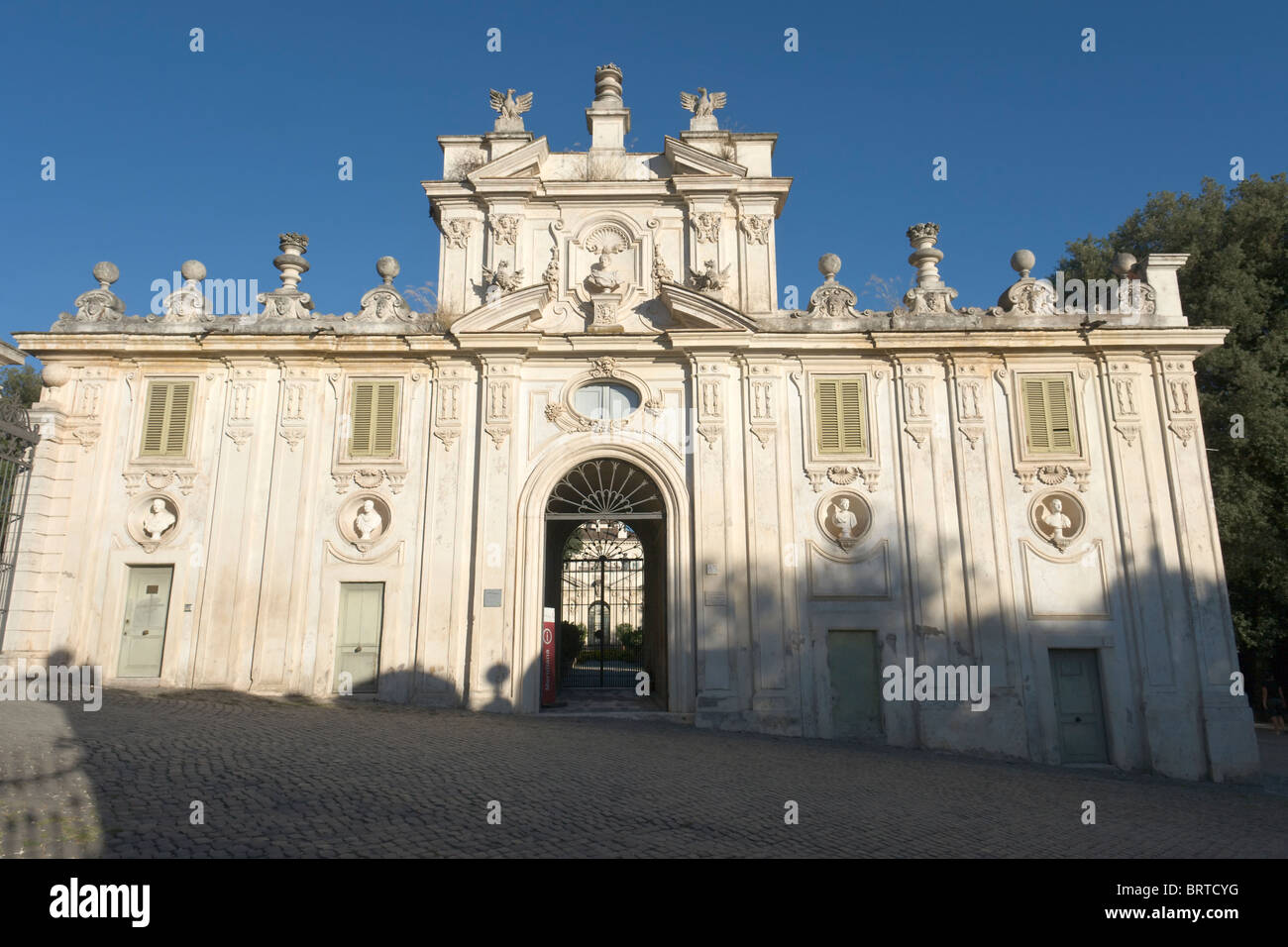 Edificio della Meridiana ("Seconda Uccelliera"), Villa Borghese, Italien Stockfoto