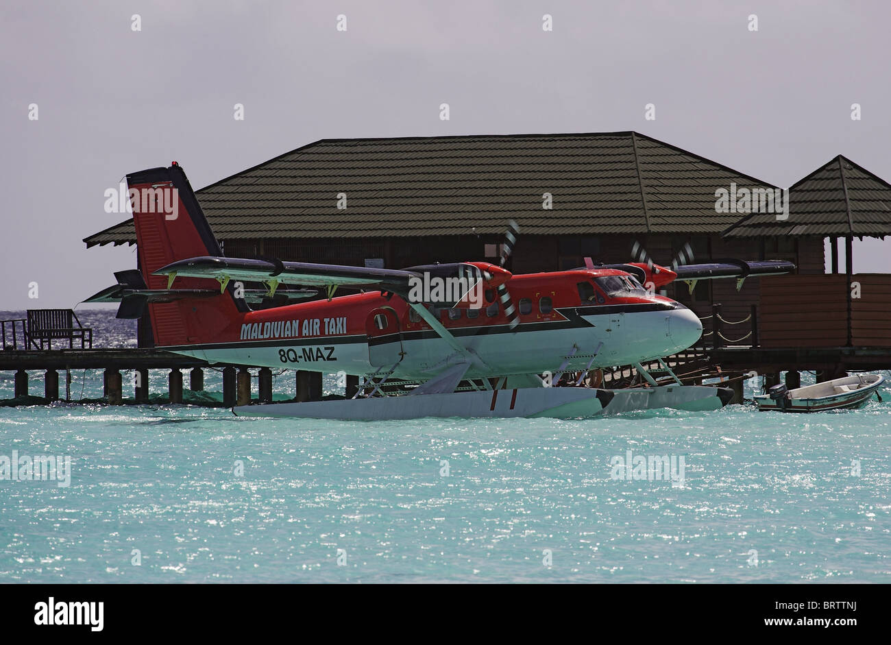 de Havilland DHC-6 Twin Otter Wasserflugzeug, Maldivian Air-Taxi von einer Insel auf den Malediven ausziehen wird vorbereitet Stockfoto