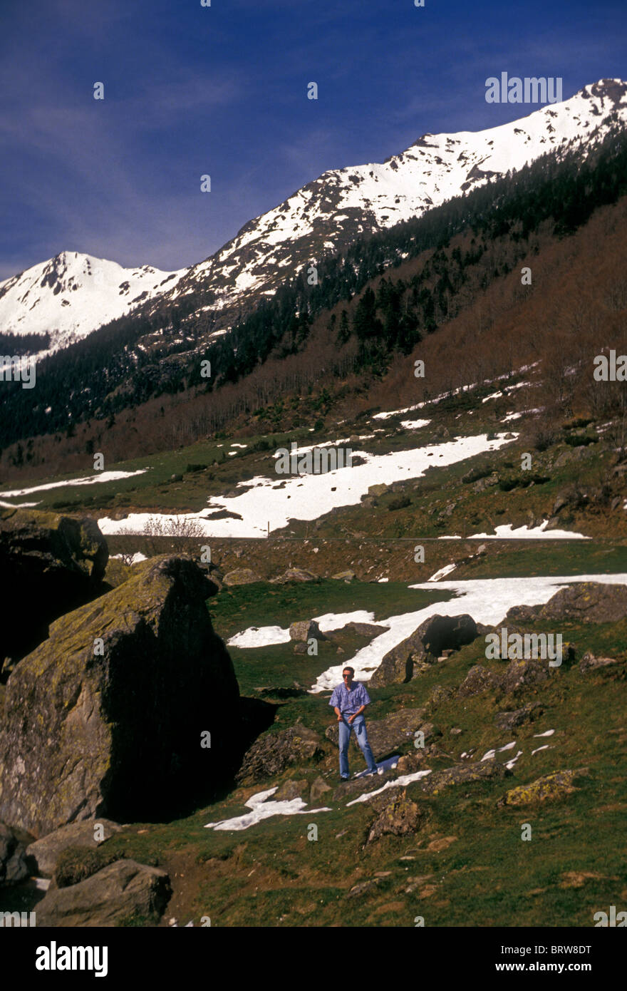 Französische person, erwachsenen Mann, Wanderer, Wanderweg, in der Nähe von Col du Pourtalet, Nationalpark der Pyrenäen, Frankreich, Europa Stockfoto