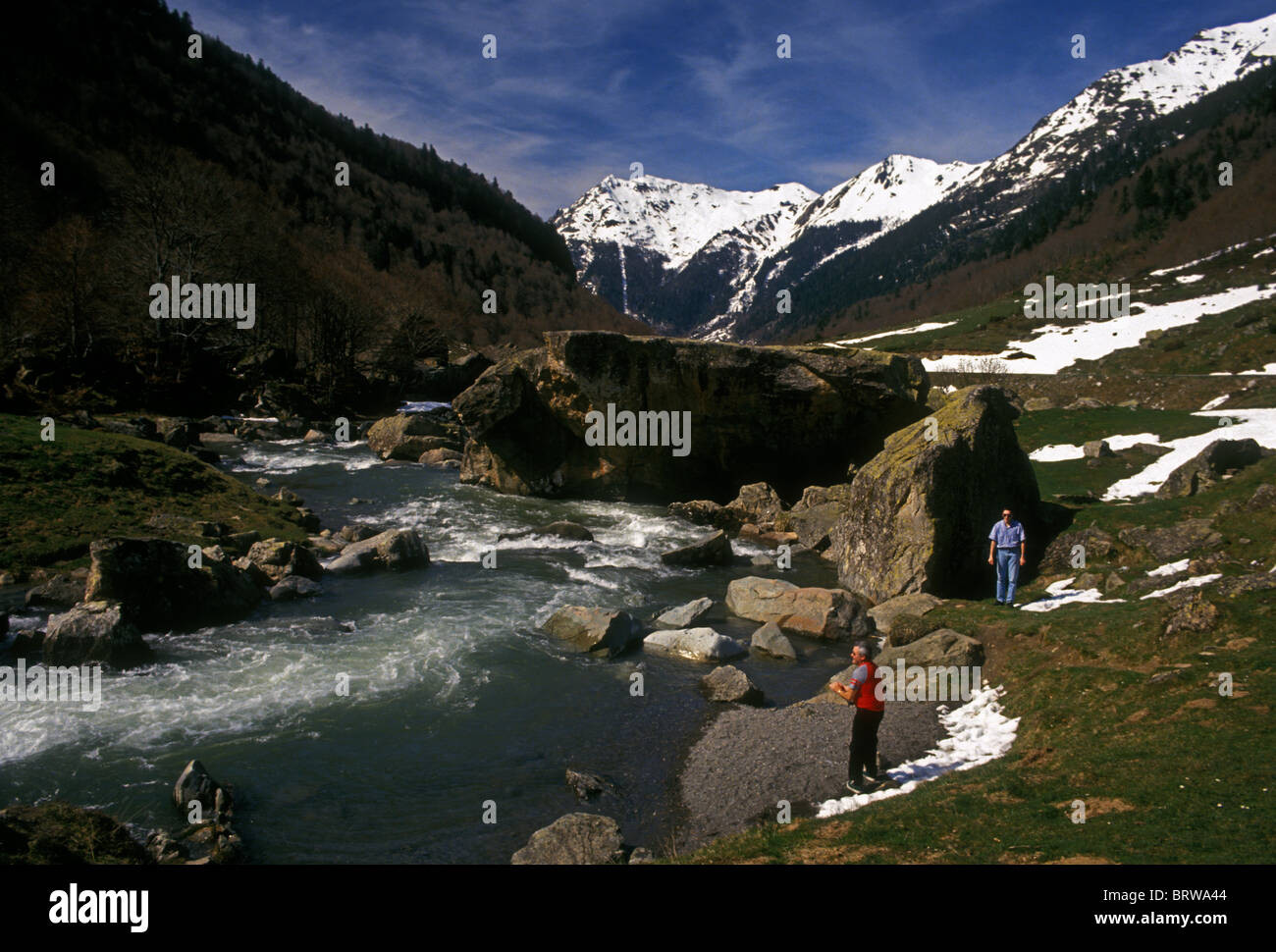 Franzosen, erwachsene Männer, Wanderer, Wanderweg, in der Nähe von Col du Pourtalet, Nationalpark der Pyrenäen, Frankreich, Europa Stockfoto