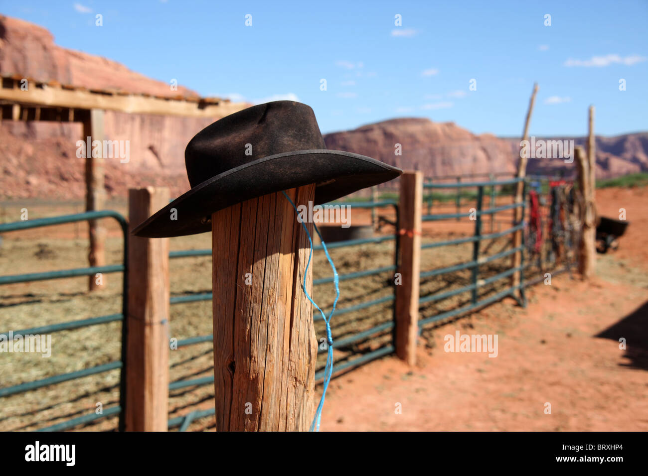 Cowboy-Hut auf Stelle an John Ford Point im Monument Valley, Arizona und Utah, USA, 15. Juni 2010 Stockfoto