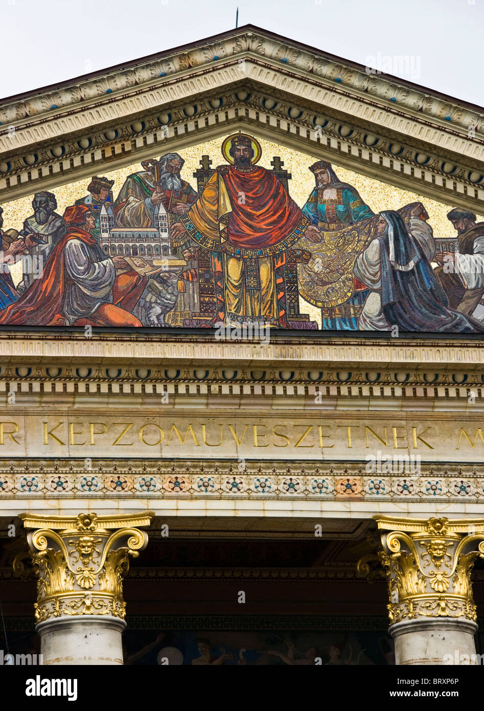 Mosaik auf neoklassizistischen Palast der Künste Budapest Ungarn Europa Stockfoto