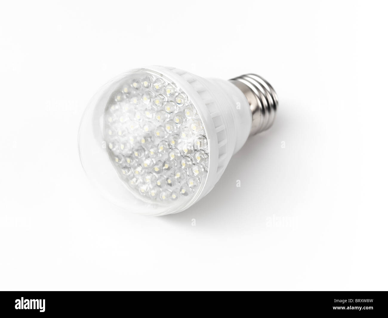LED-Glühbirne, die isoliert auf weißem Hintergrund Stockfoto