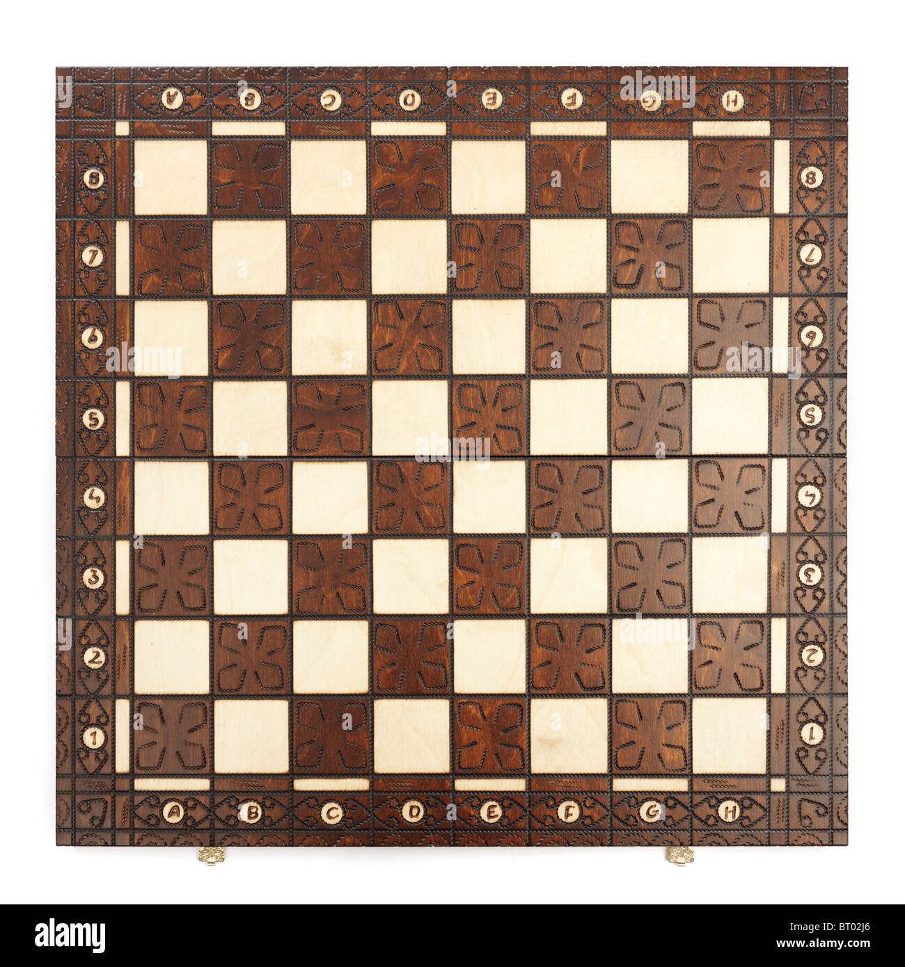 Aus Holz Schachbrett isoliert auf weißem Hintergrund Stockfoto