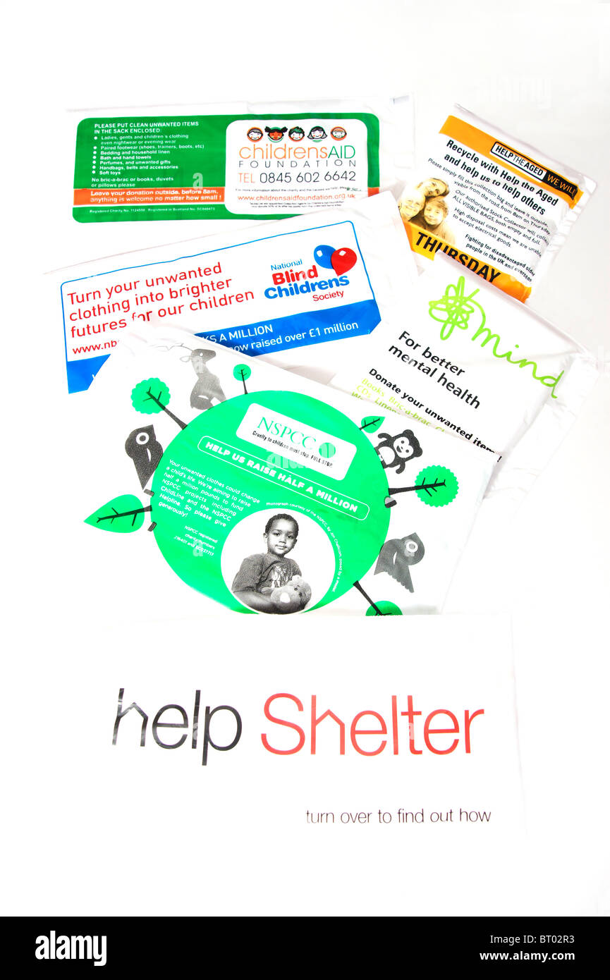 eine Mischung aus Nächstenliebe Collection Taschen - helfen im Alter, National Blind Childrens Society, Tierheim, Kinder Hilfe, Geist & NSPCC Stockfoto