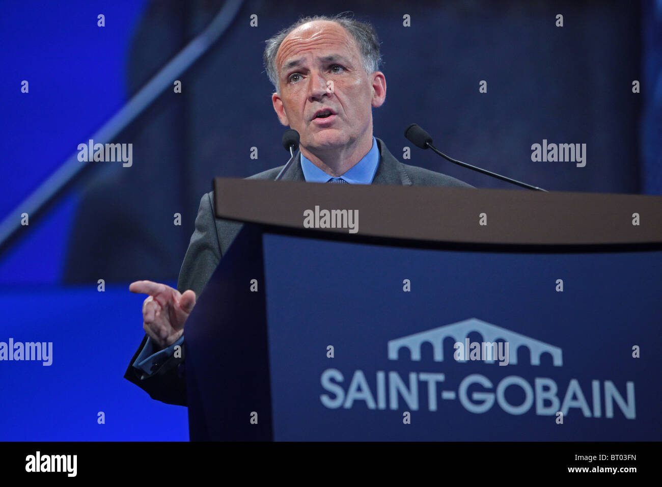 PIERRE ANDRÉ DE CHALENDAR, CHIEF EXECUTIVE OFFICER VON SAINT GOBAIN CORPORATION, GENERALVERSAMMLUNG 2010, PARIS, 3. JUNI 2010 Stockfoto