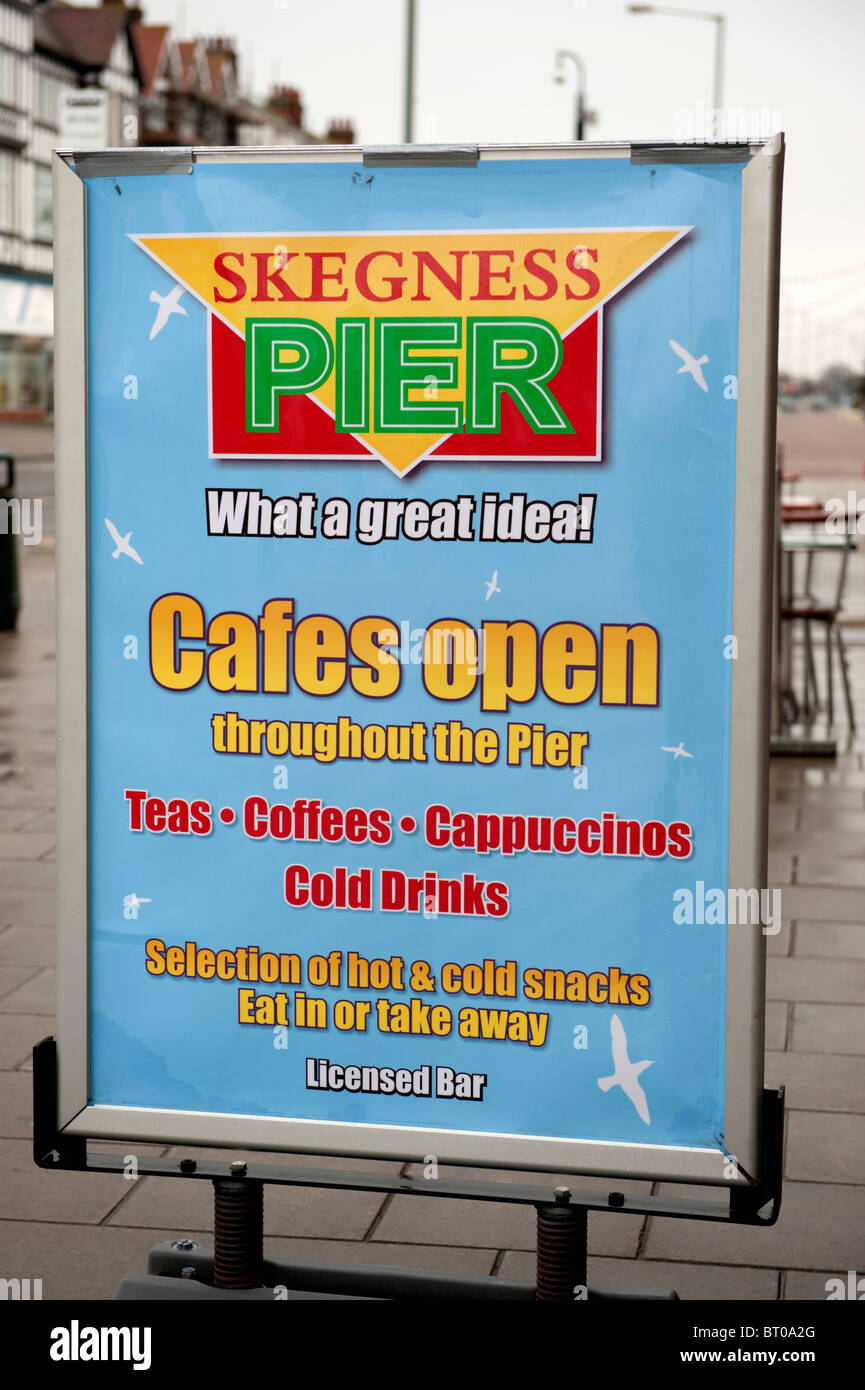 Skegness Pier Cafe öffnen Lincolnshire UK Stockfoto