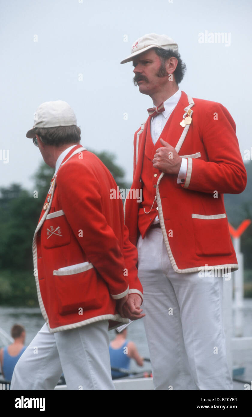 Zwei Männer bei der Henley Royal regatta Stockfoto