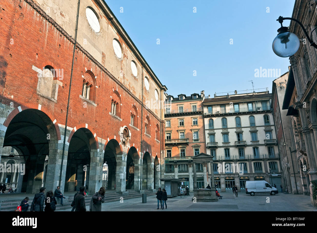 Palazzo della Ragione in Piazza dei Mercanti quadratisch, 1223, restauriert von Marco Dezzi Bardeschi 1978, Milano, Italien Stockfoto