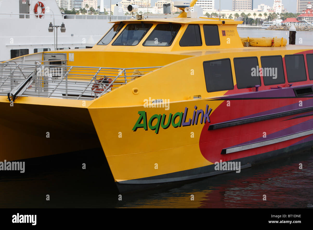 High-Speed-Shuttle zwischen Long Beach Harbor und Alamitos Bay. Es kann 75 Personen tragen. Stockfoto