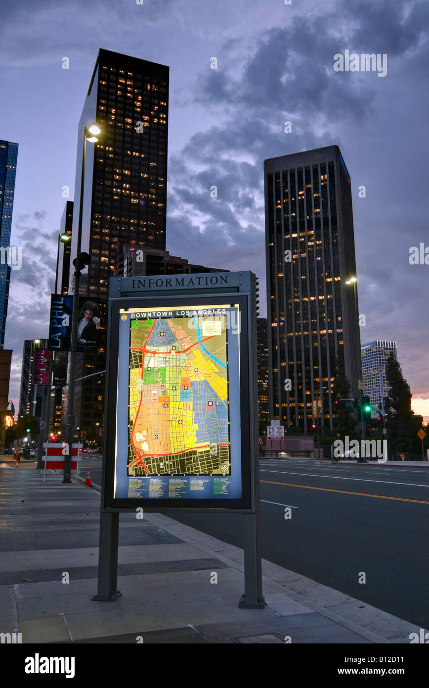 Beleuchteten Verzeichnis und Karte von Downtown Los Angeles. Stockfoto